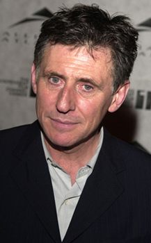 Gabriel Byrne